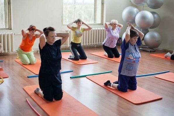 Physical exercise therapy for the treatment of arthrosis