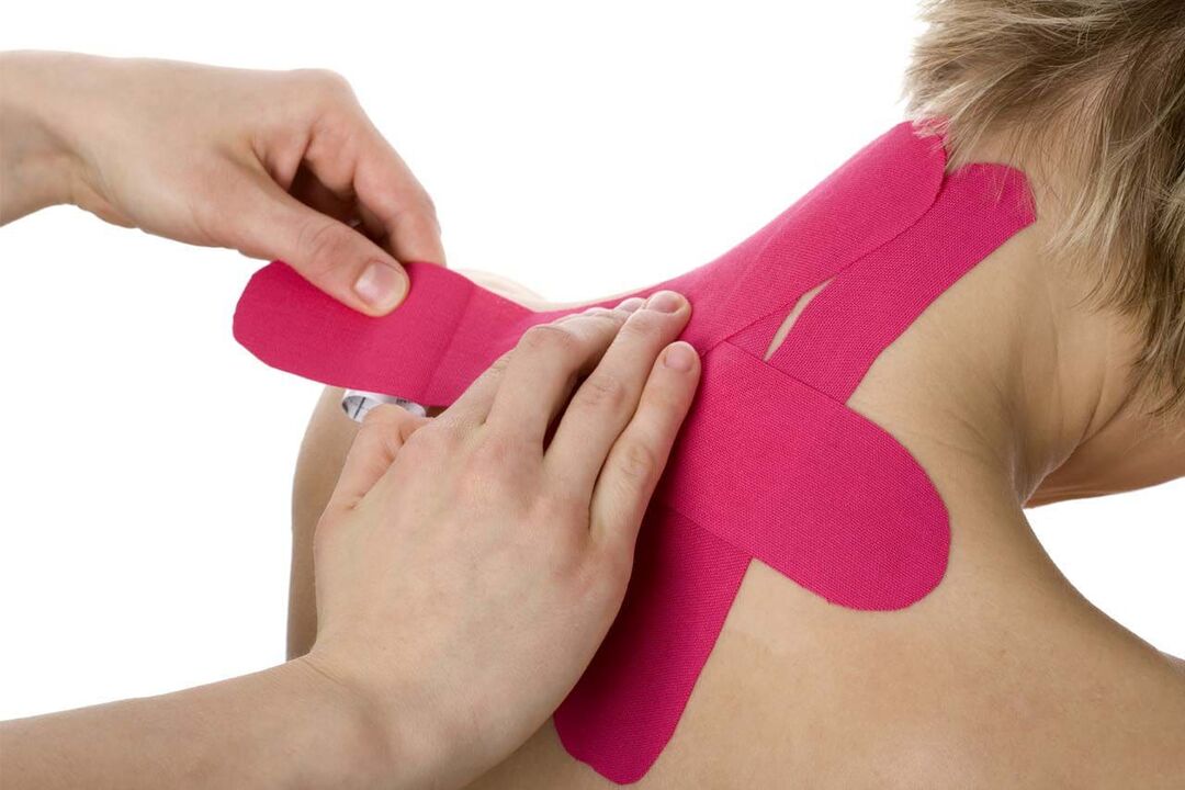 taping on the neck for osteochondrosis